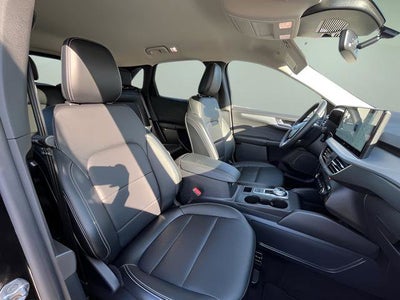 2025 Ford Escape Platinum