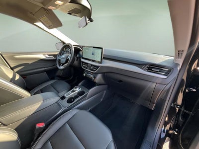 2025 Ford Escape Platinum