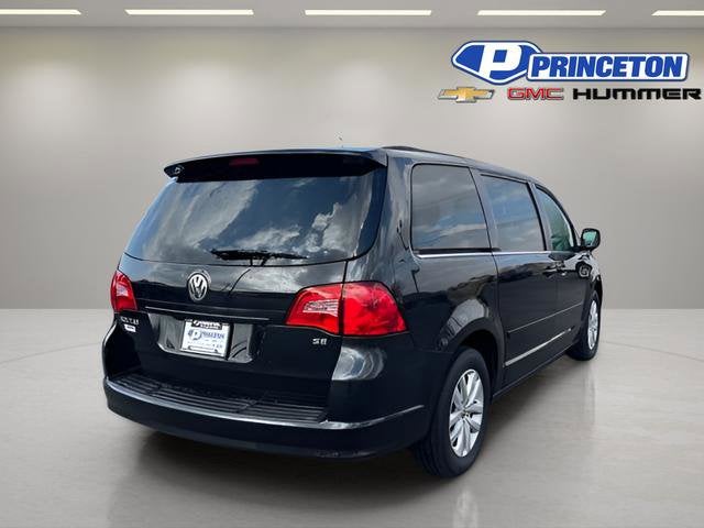 2013 Volkswagen Routan SE w/RSE & Navigation