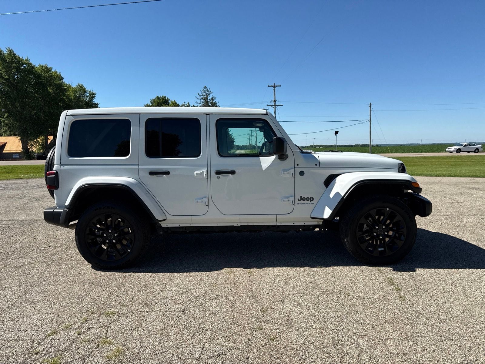 2025 Jeep Wrangler Sahara 4xe