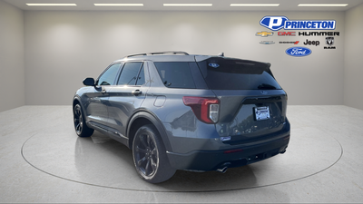 2024 Ford Explorer ST-Line