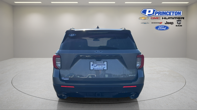 2024 Ford Explorer ST-Line