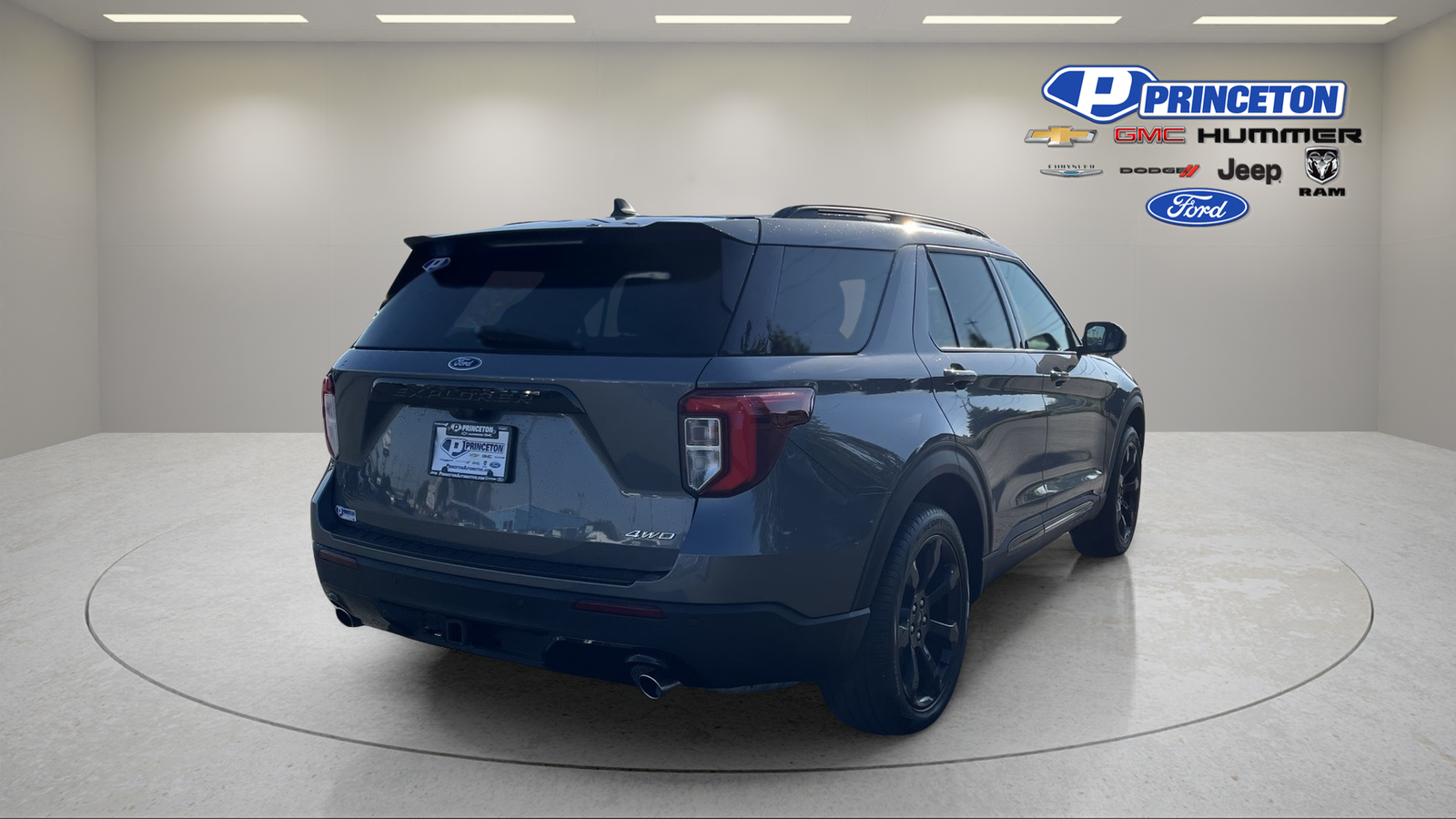 2024 Ford Explorer ST-Line