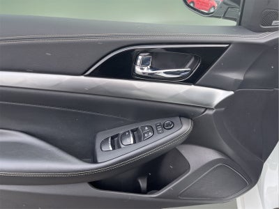 2023 Nissan Maxima Base