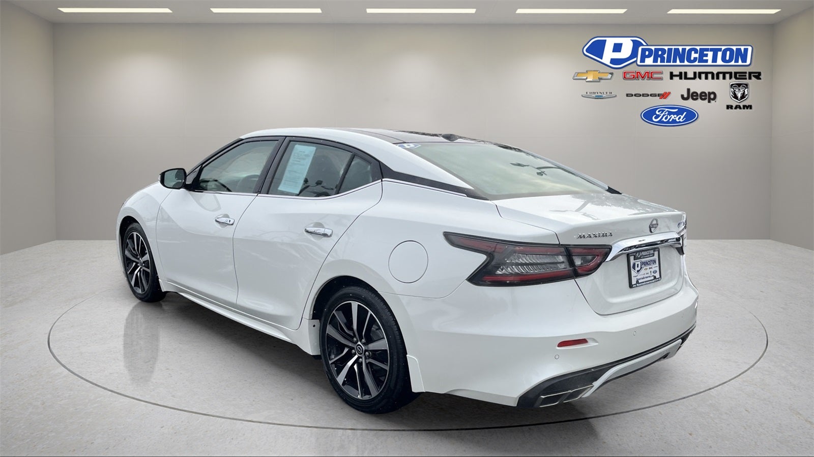 2023 Nissan Maxima Base