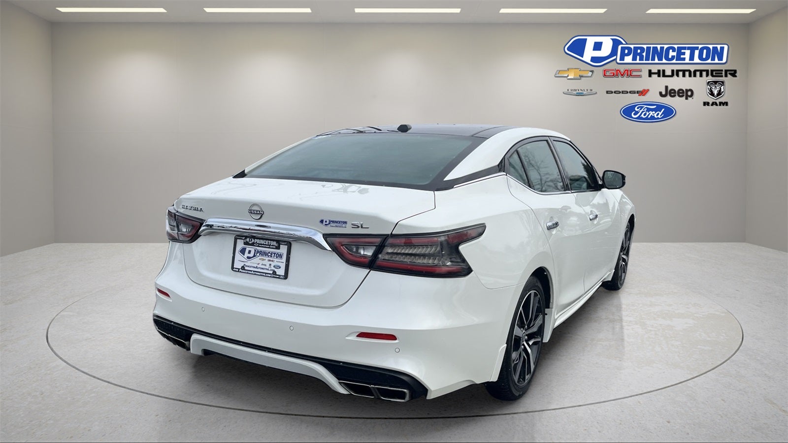 2023 Nissan Maxima Base