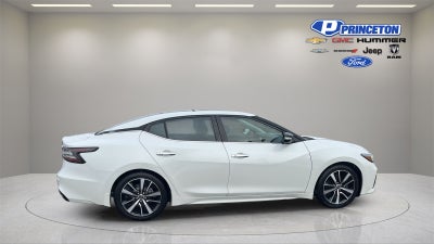 2023 Nissan Maxima Base