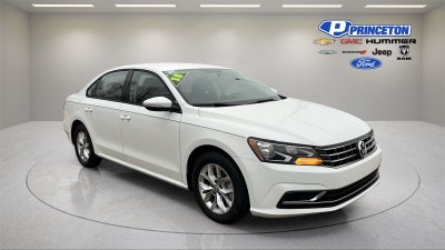 2018 Volkswagen Passat Base