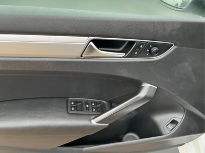 2018 Volkswagen Passat Base