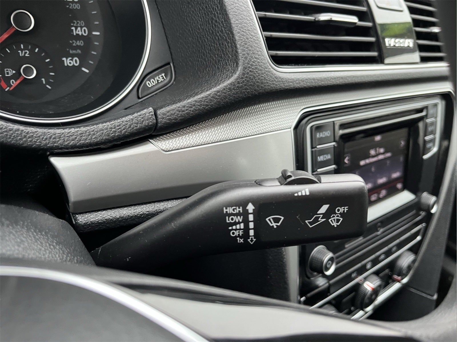 2018 Volkswagen Passat Base