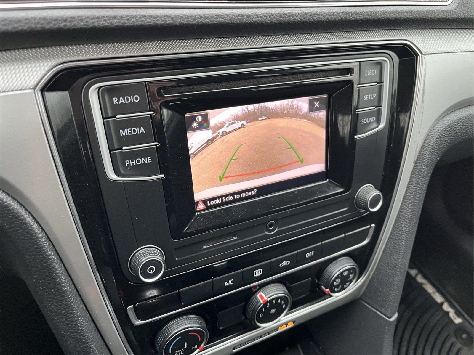 2018 Volkswagen Passat Base