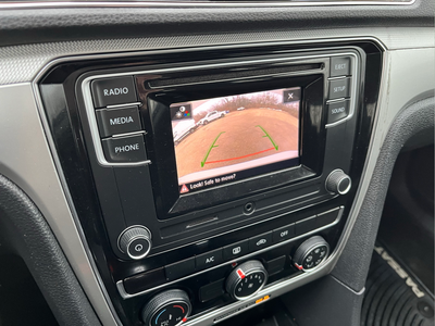 2018 Volkswagen Passat Base