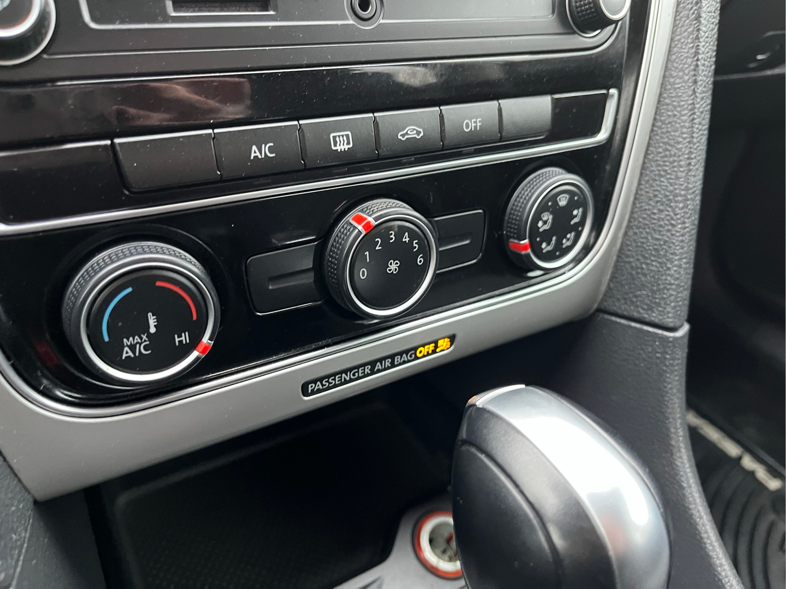 2018 Volkswagen Passat Base