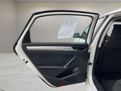 2018 Volkswagen Passat Base