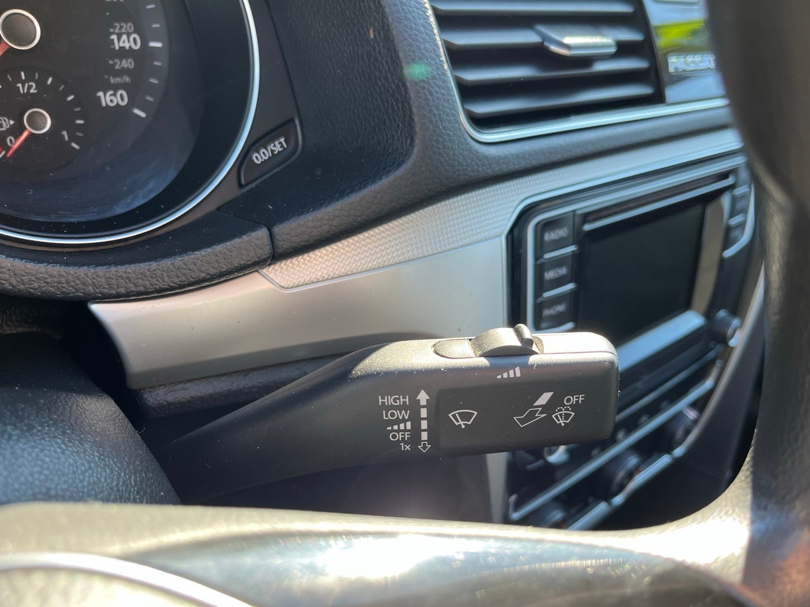 2018 Volkswagen Passat Base