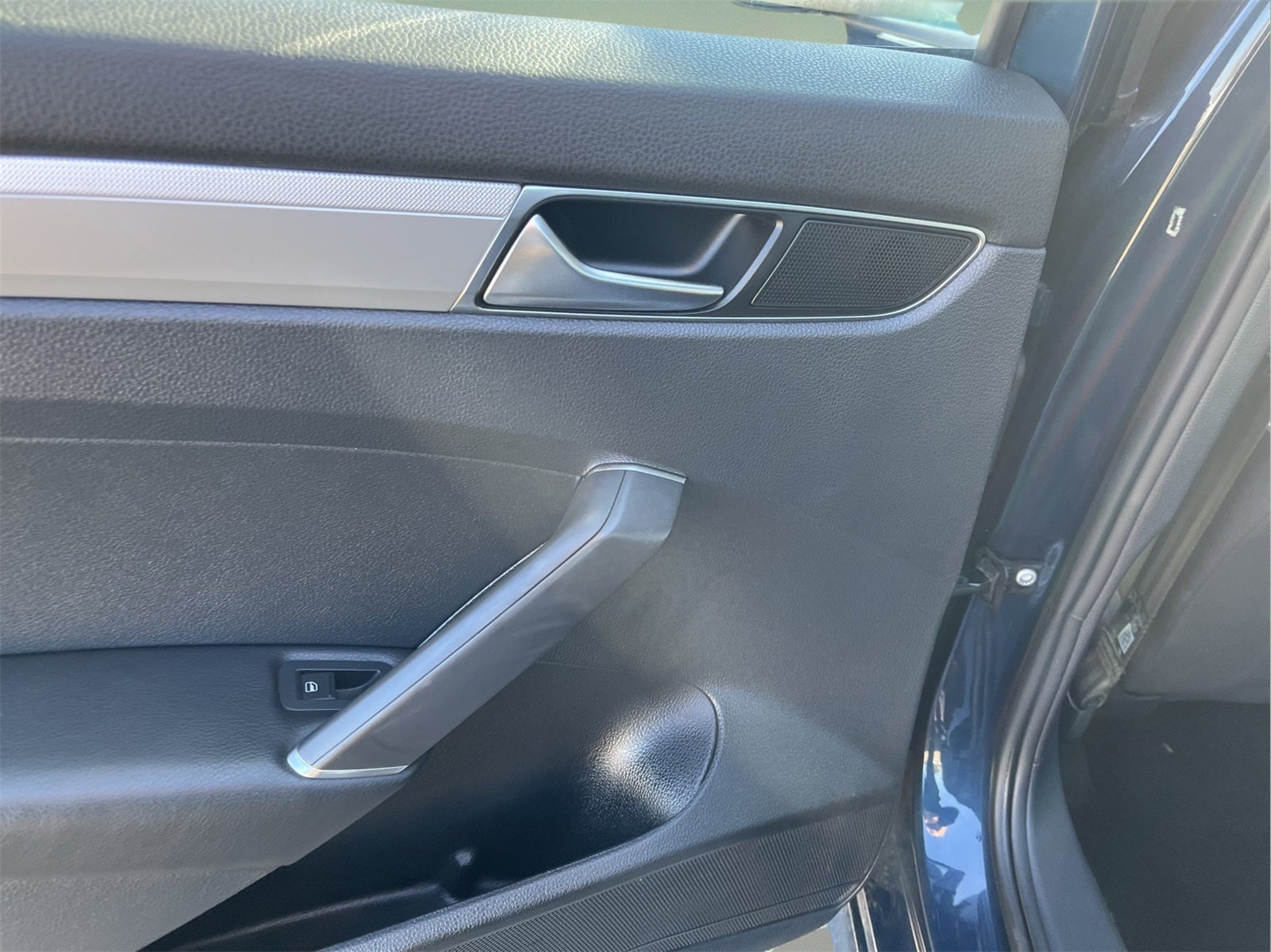 2018 Volkswagen Passat Base