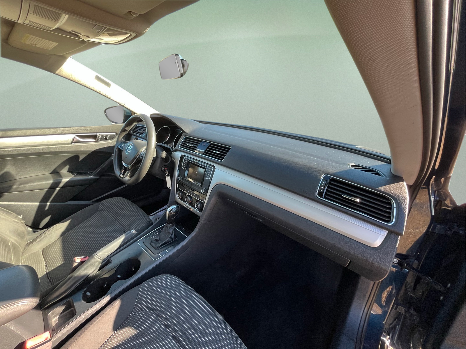 2018 Volkswagen Passat Base