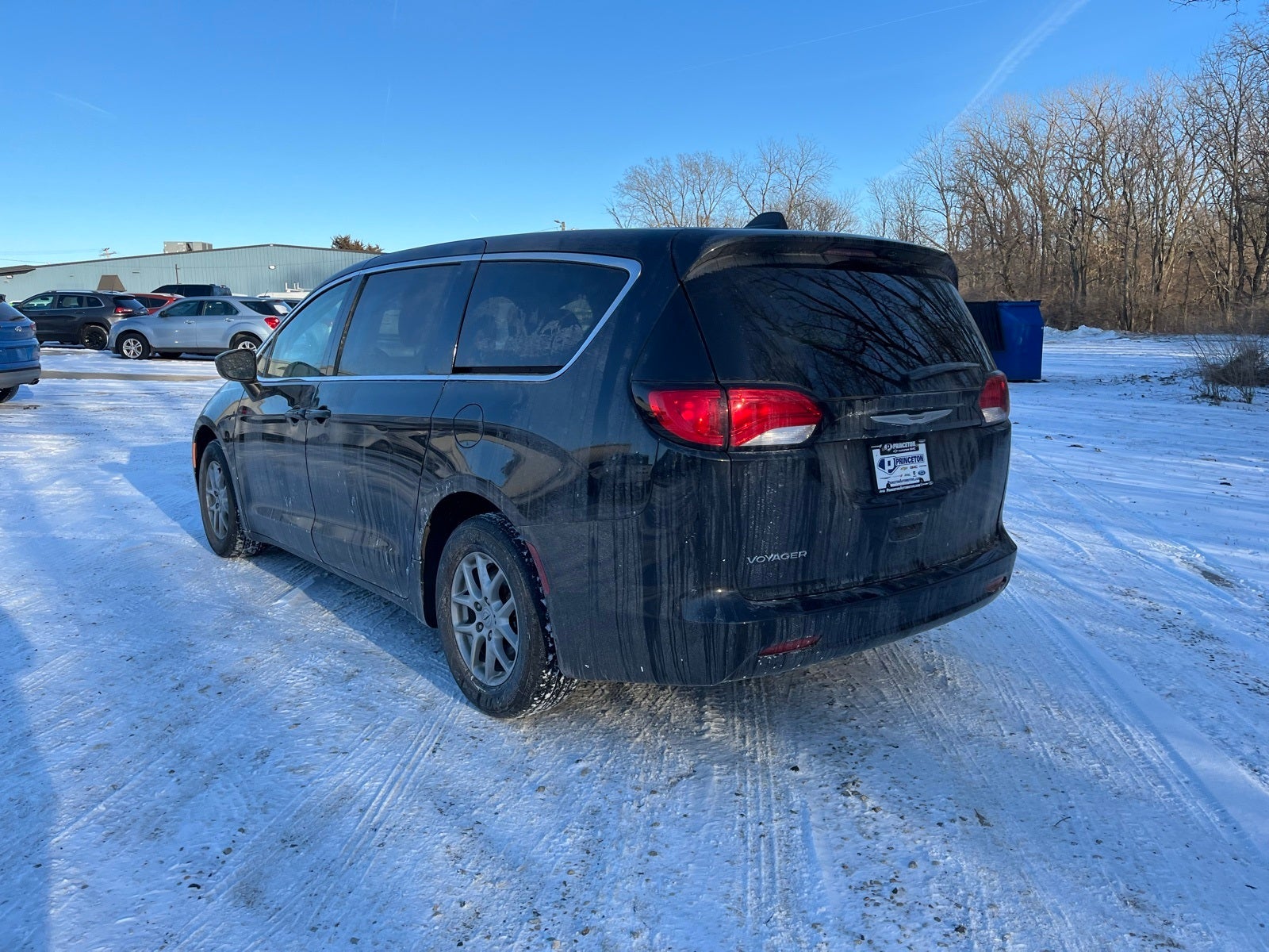 2023 Chrysler Voyager LX