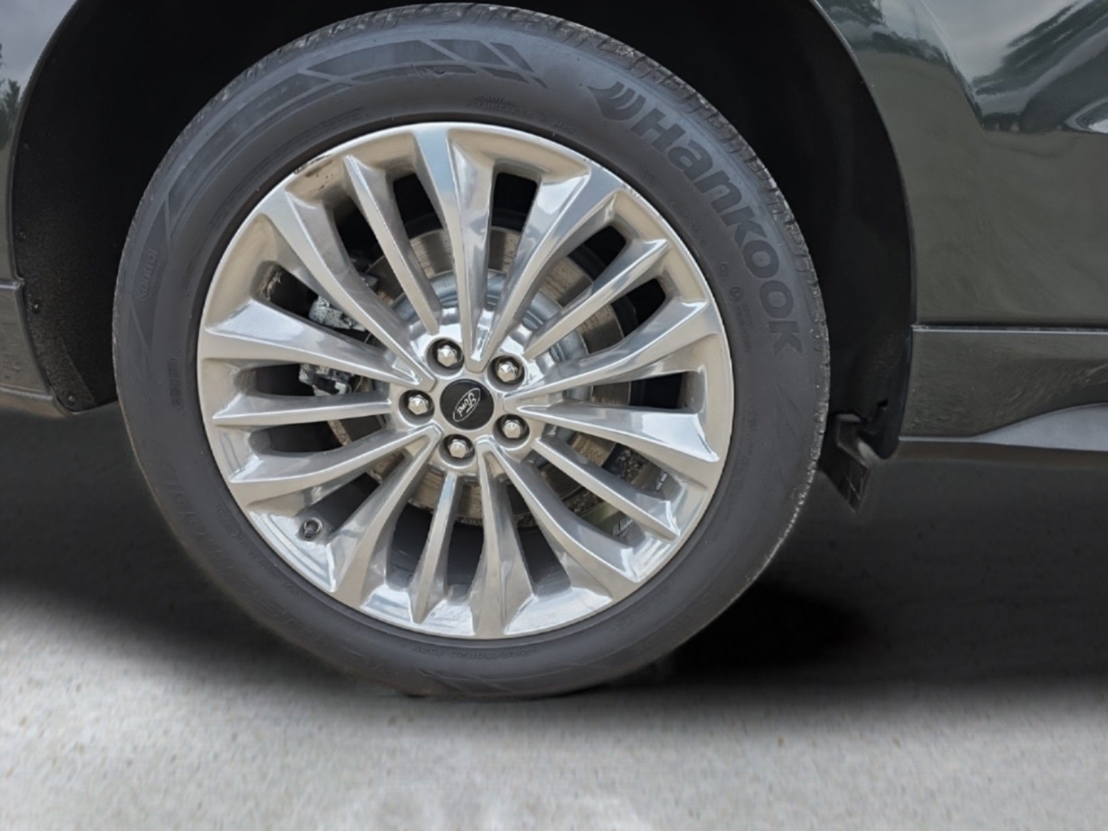 2024 Ford Edge Titanium