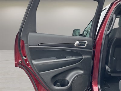 2020 Jeep Grand Cherokee Laredo E 4x4