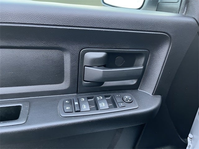 2021 RAM 1500 Classic SSV Crew Cab 4x4 5'7' Box