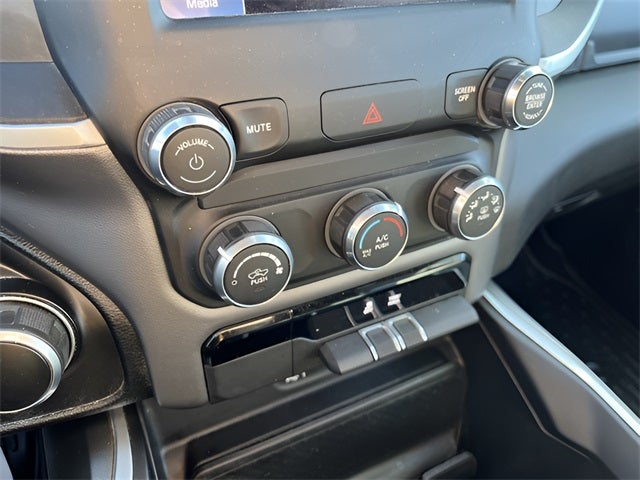 2022 RAM 1500 Big Horn Quad Cab 4x4 6'4' Box