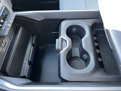 2022 RAM 1500 Big Horn Quad Cab 4x4 6'4' Box