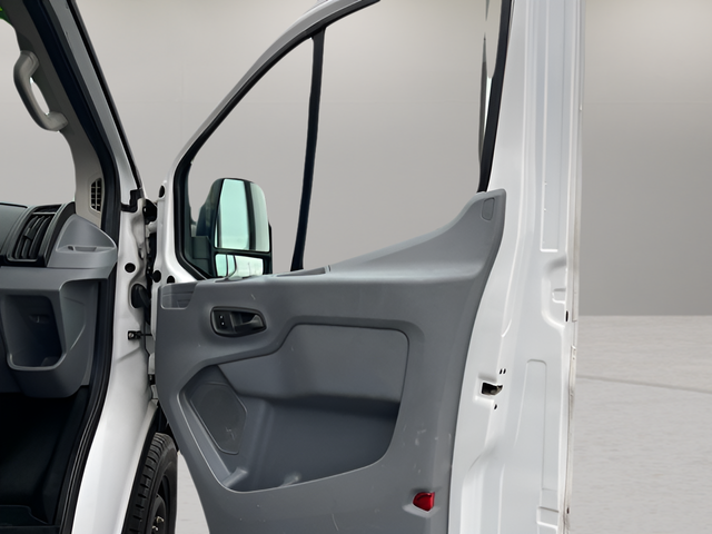 2018 Ford Transit-250 Base