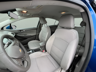 2018 Chevrolet Cruze LT Auto