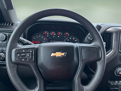 2025 Chevrolet Silverado 2500HD 4WD Crew Cab Standard Bed Custom