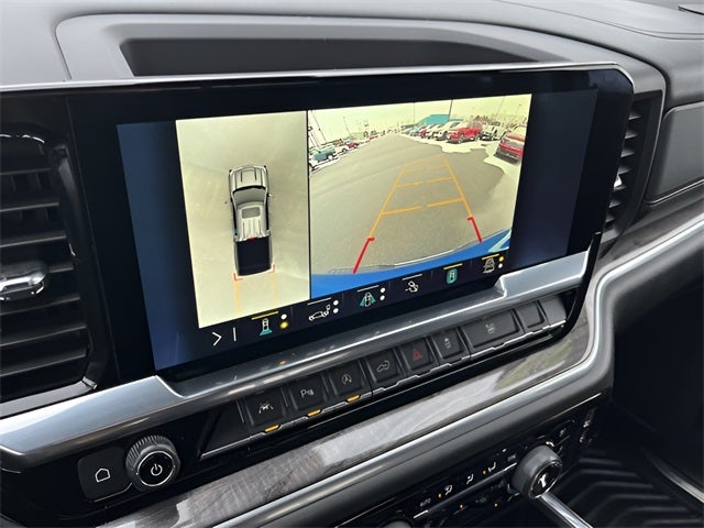 2022 Chevrolet Silverado 1500 4WD Crew Cab Short Bed LTZ