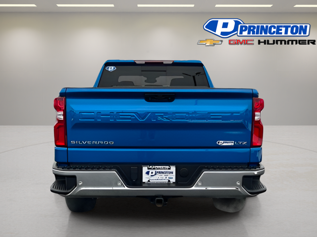 2022 Chevrolet Silverado 1500 4WD Crew Cab Short Bed LTZ