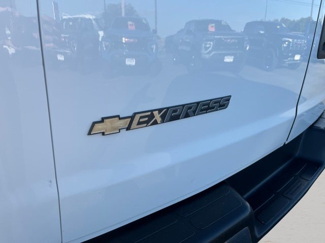 2023 Chevrolet Express Cargo RWD 2500 Regular Wheelbase WT