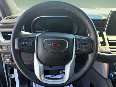2023 GMC Yukon 4WD SLT