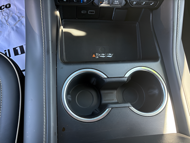 2023 GMC Yukon 4WD SLT