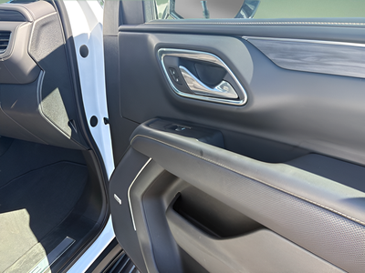 2023 GMC Yukon 4WD SLT