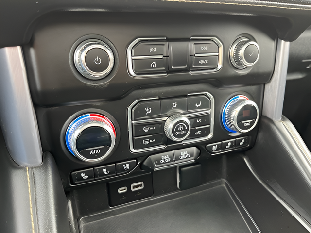 2023 GMC Yukon 4WD SLT