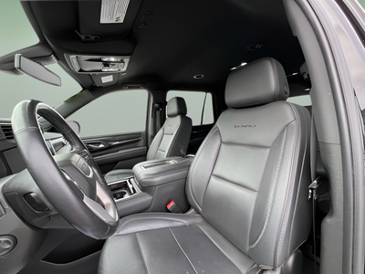 2022 GMC Yukon 4WD Denali