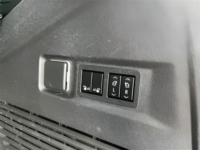 2022 GMC Yukon 4WD Denali