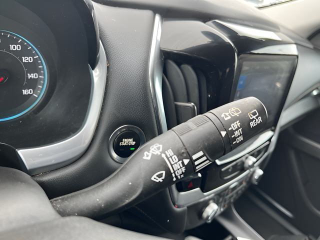 2021 Chevrolet Traverse FWD LT Cloth