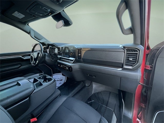 2022 Chevrolet Silverado 1500 4WD Crew Cab Standard Bed LT