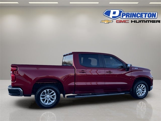 2022 Chevrolet Silverado 1500 4WD Crew Cab Standard Bed LT