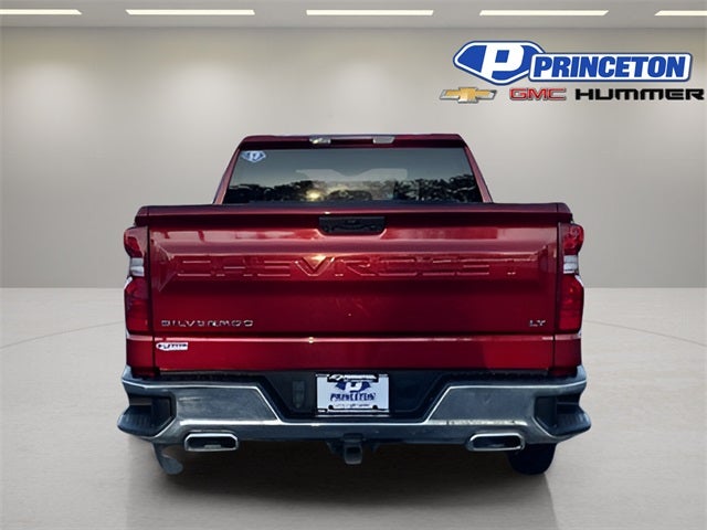 2022 Chevrolet Silverado 1500 4WD Crew Cab Standard Bed LT