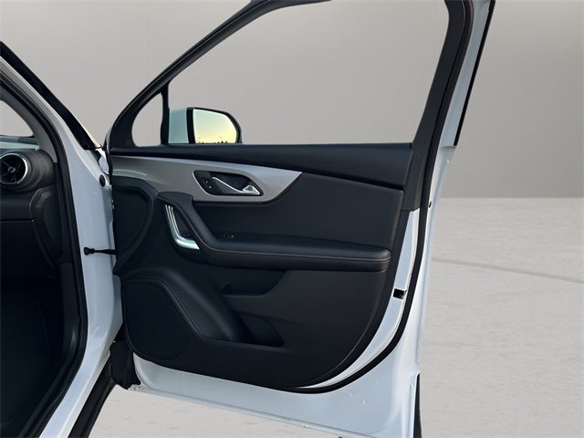 2025 Chevrolet Blazer FWD 2LT