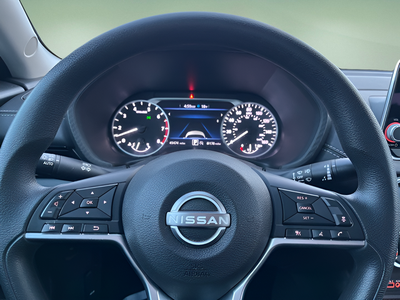 2024 Nissan Sentra SV Xtronic CVT