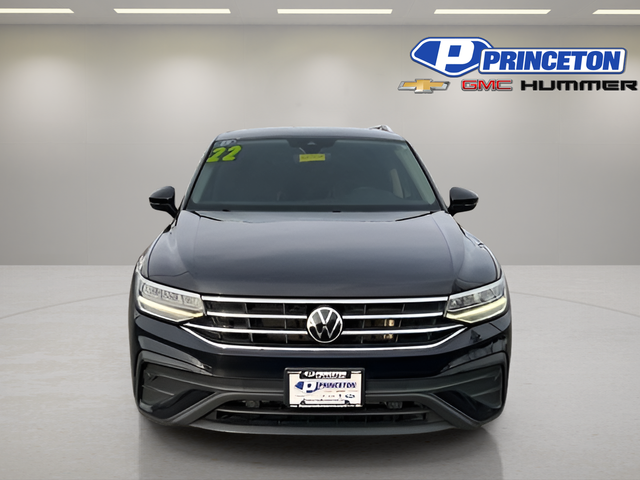 Used 2022 Volkswagen Tiguan SE with VIN 3VV2B7AX9NM130324 for sale in Princeton, IL