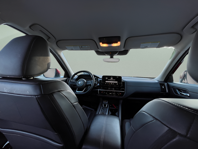 2025 Nissan Pathfinder SL 4WD