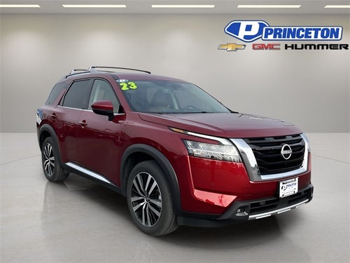 2023 Nissan Pathfinder Platinum 4WD