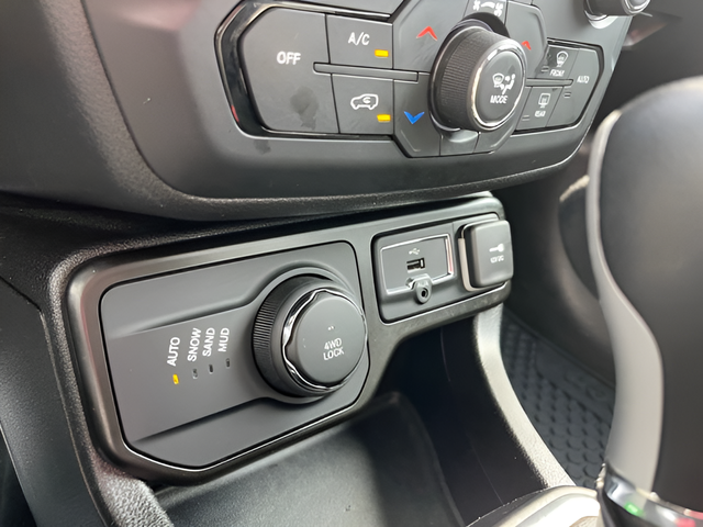 2023 Jeep Renegade Upland 4x4