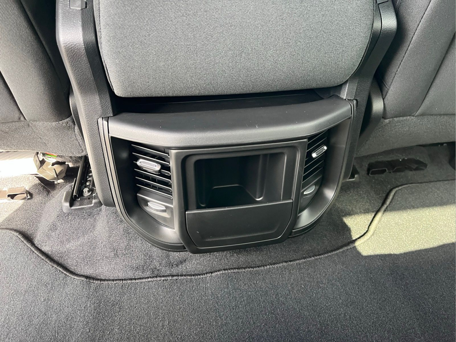 2026 RAM Ram 1500 RAM 1500 TRADESMAN CREW CAB 4X4 5'7' BOX